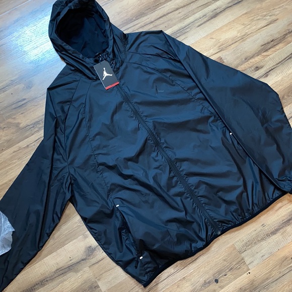 2015 Air Jordan Packable Tech Windbreaker - Picture 5 of 11